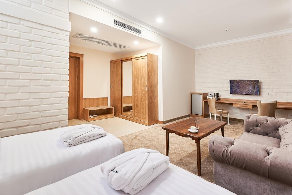 Praga Hotel タシュケント エクステリア 写真