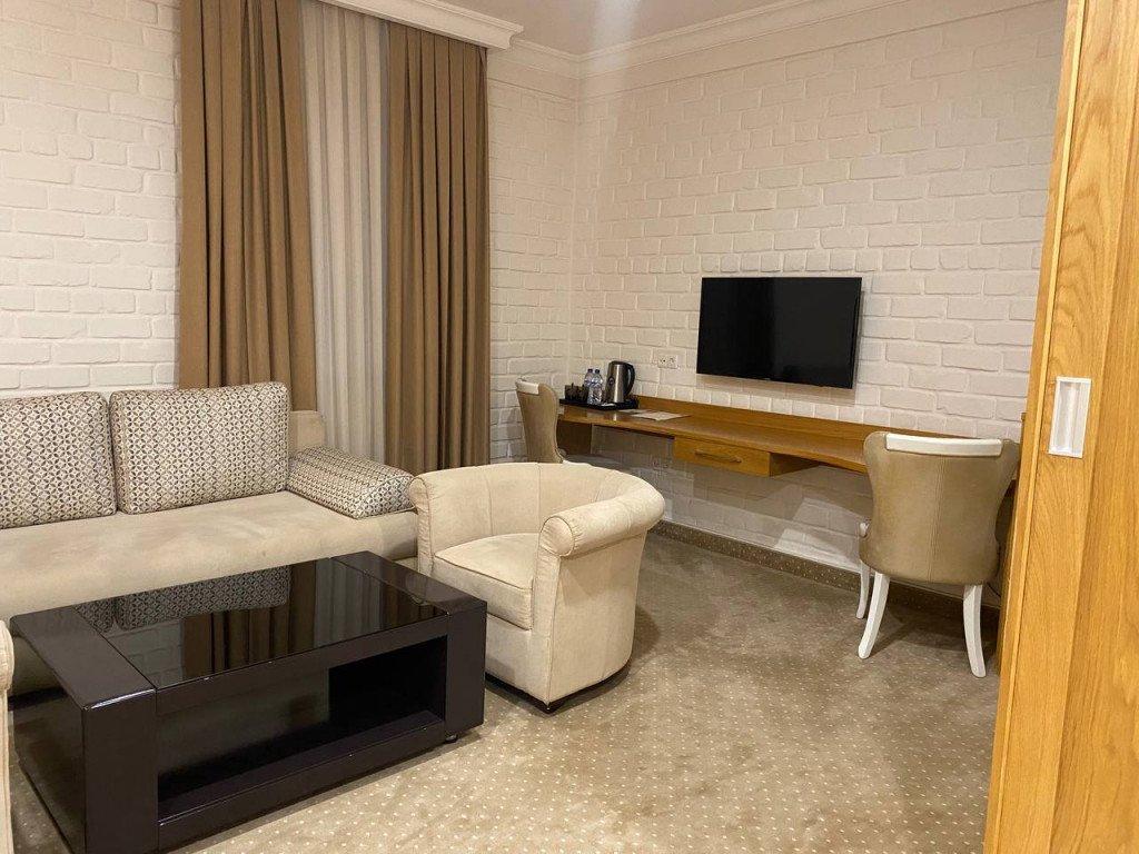 Praga Hotel タシュケント エクステリア 写真