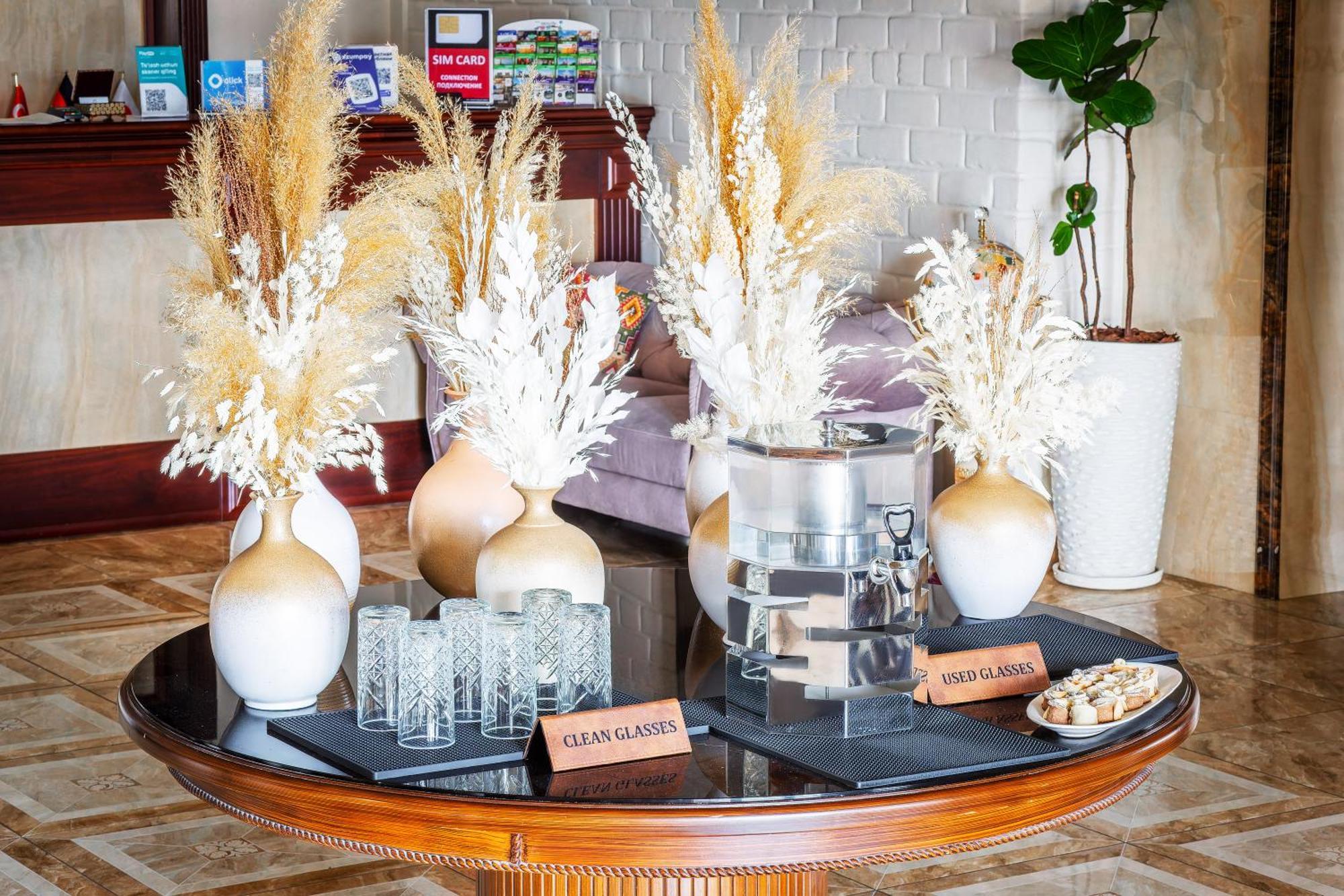 Praga Hotel タシュケント エクステリア 写真